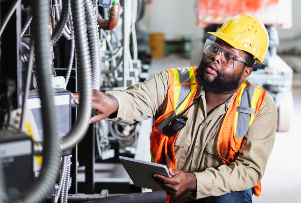 Best Electrical Contractors for Businesses  in Strathmore, CA